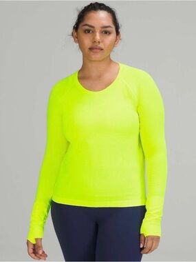 Lululemon Swiftly Tech Long Sleeve Shirt 2.0 *Race Length
Highlight Ye